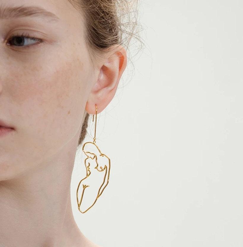 Abstract Nude Female Form Earrings – Gold Minimalist Silhouette Drop Earrings, LGBTQ+ Pride Jewelry, Quirky Statement Earrings, Lesbian Gift
