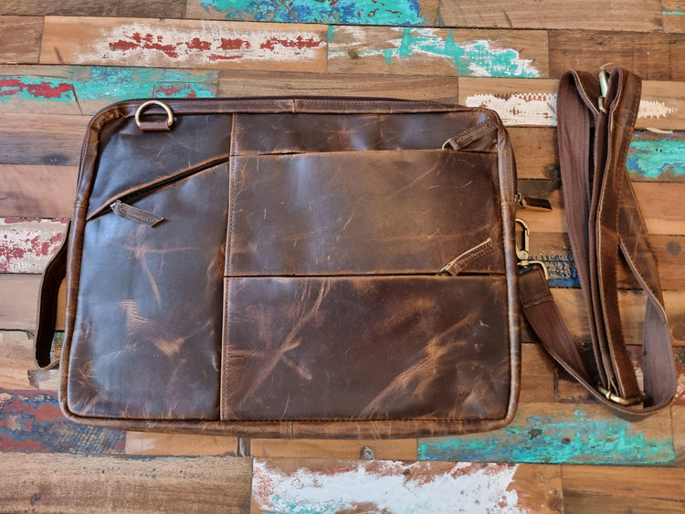 Full Grain Leather Laptop Messenger Bag: 15" Vintage Briefcase