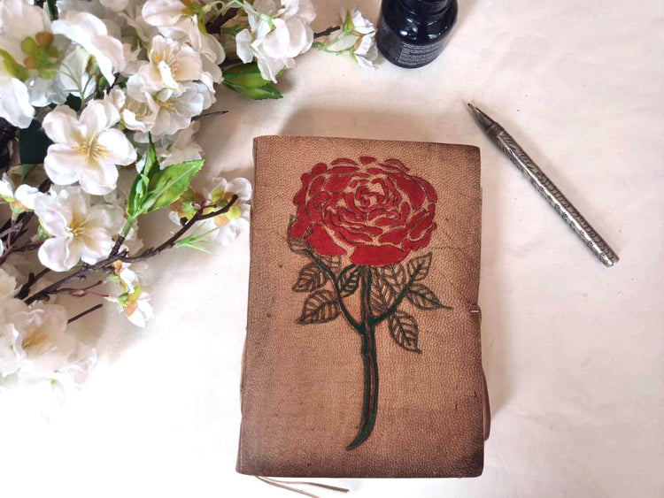 Red Rose Leather Journal: Hand-Tooled Vintage Travel Diary