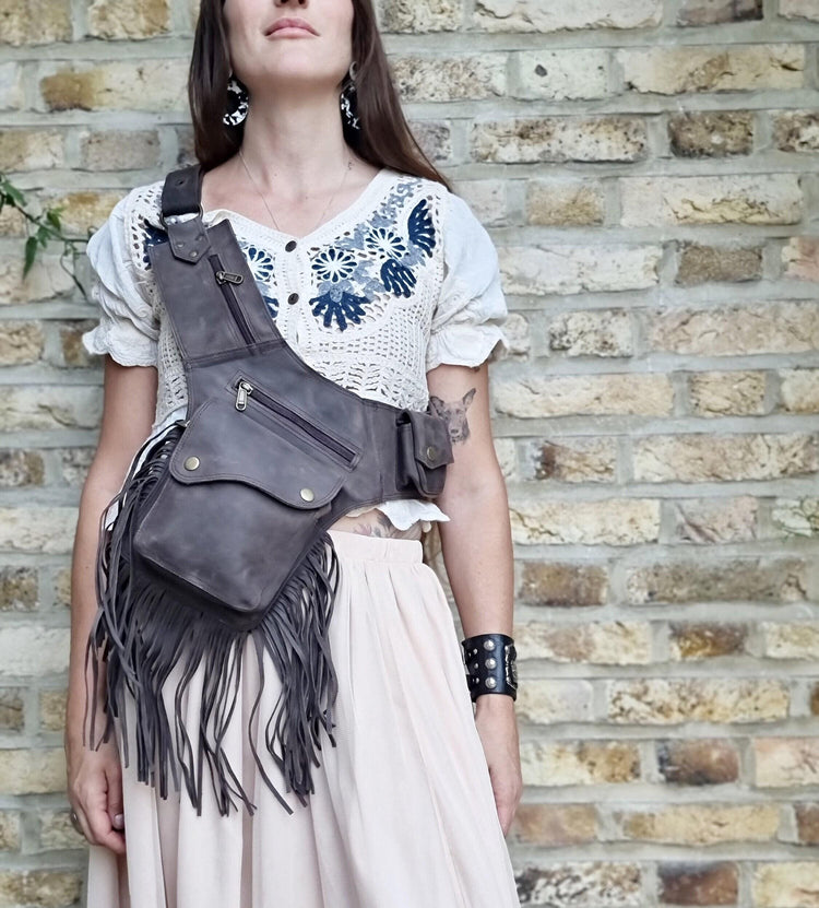 Handmade Leather Tassel Bum Bag: Vintage Western Fanny Pack