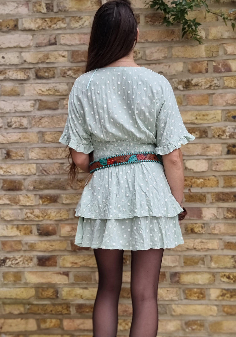 Hand Tooled Floral Leather Belt: Vintage Cowgirl Style with Turquoise Stone