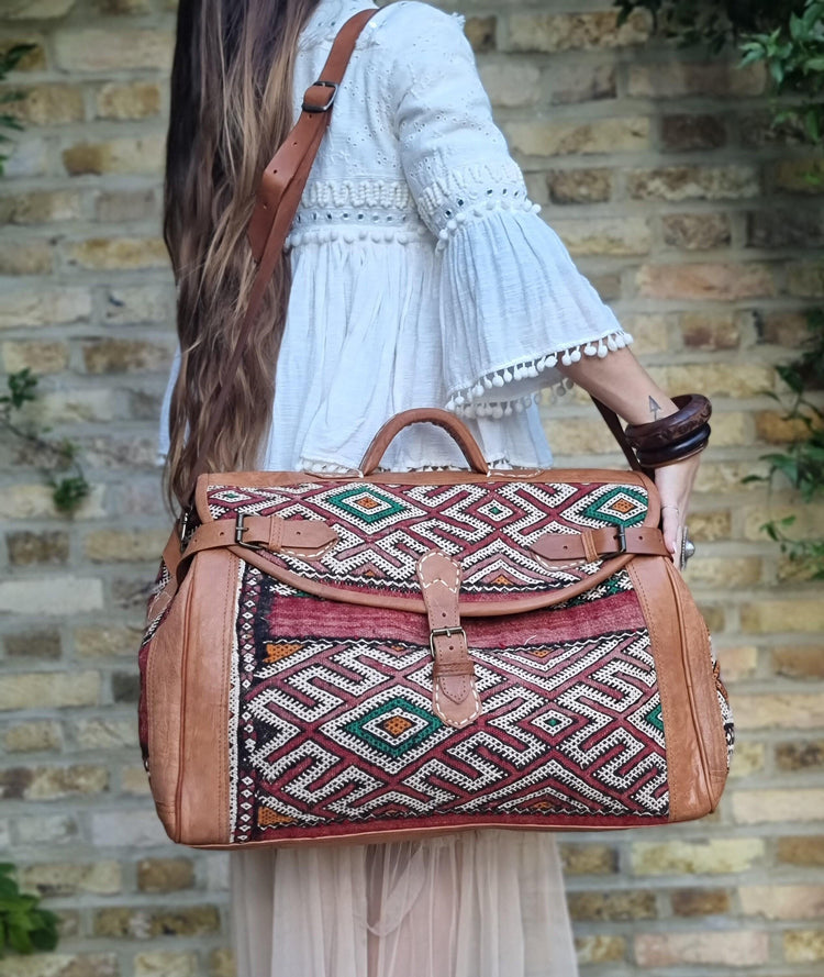Upcycled Kilim Duffle Bag: Vintage Moroccan Carpet & Leather Travel Luggage