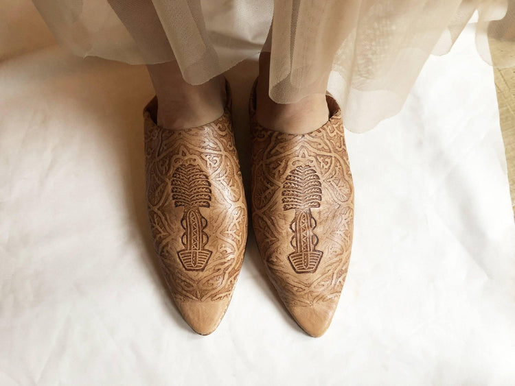 Tooled Leather Babouche Slippers EU 40 UK 6.5 – Womens Loafers, Moroccan Boho Slip On Shoes