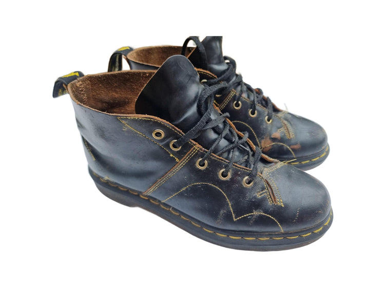 Vintage Dr Martens 10-Hole Leather Boots: Unisex Combat Biker Style - UK 7 / US 9