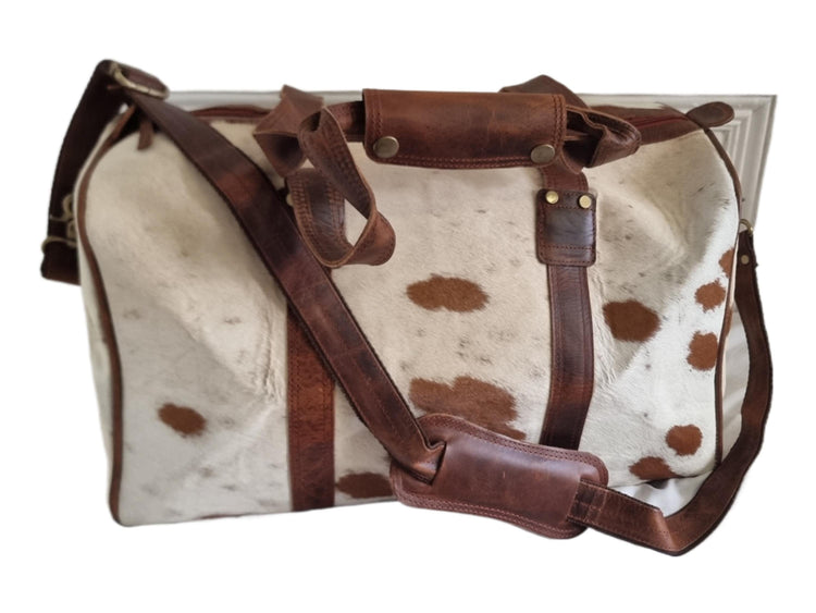 Cowhide Leather Duffle Bag: Large Travel Weekender, Unisex Carry-All
