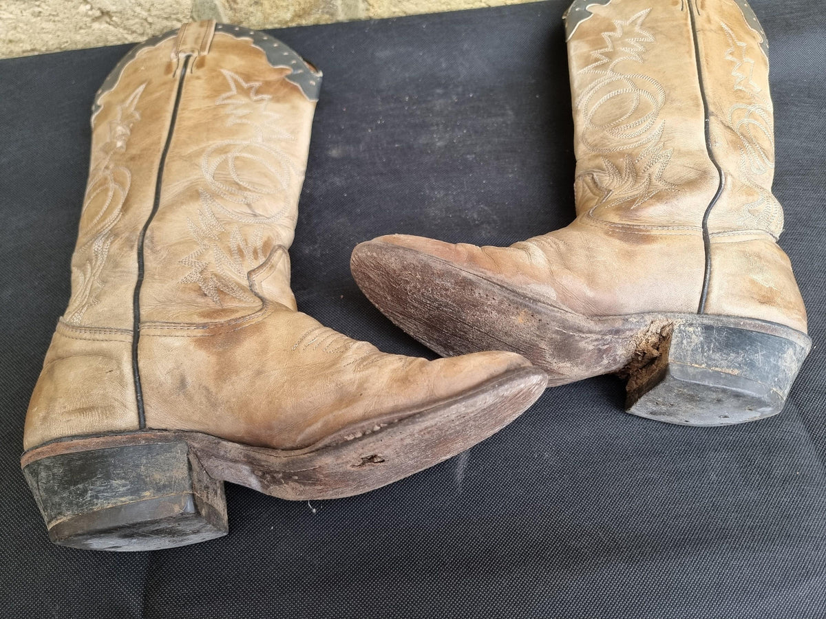 Vintage Leather Cowboy Boots: Women's US 7.5, Beige & Tan