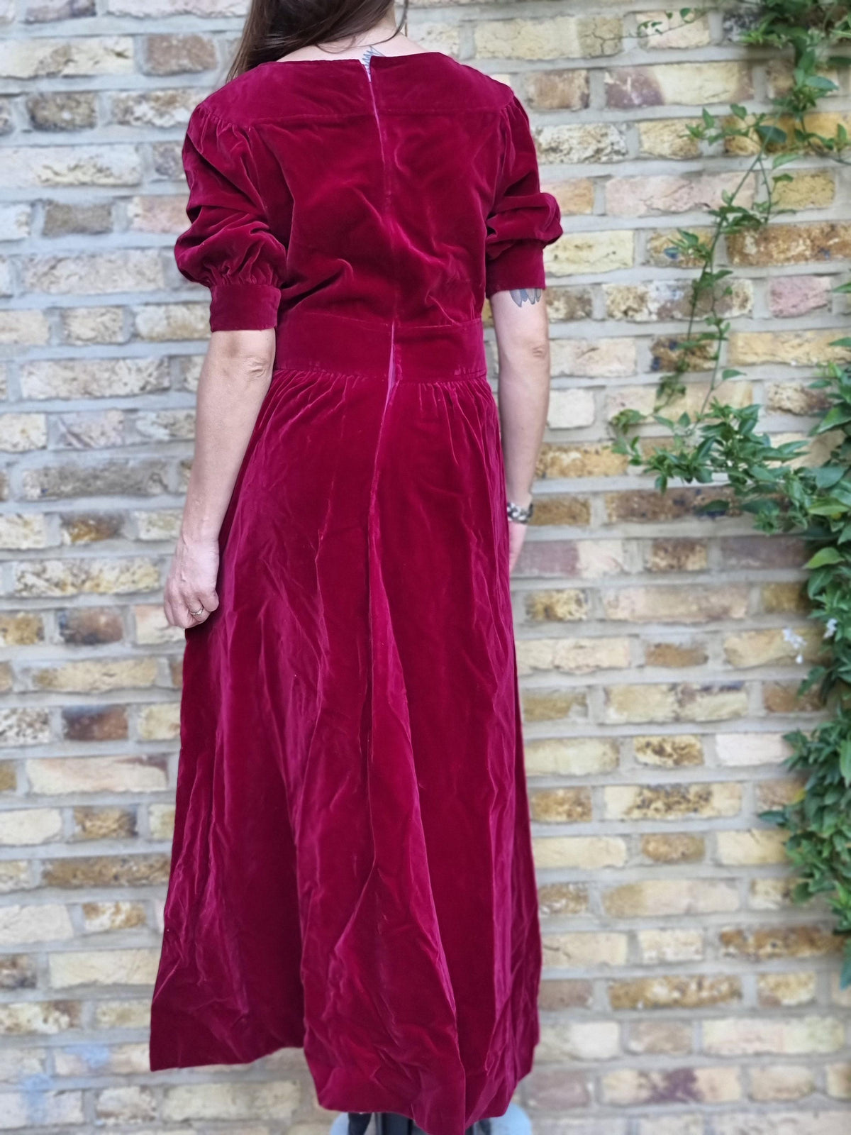 Burgundy Velvet Maxi Dress: Short Sleeve Christmas Evening Gown