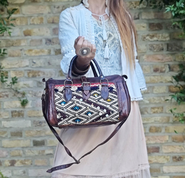 Vintage Moroccan Kilim Bag, Small Leather Weekender, Boho Travel Duffle, Hippie Overnight Bag, Carpet Travel Bag, Festival Bag