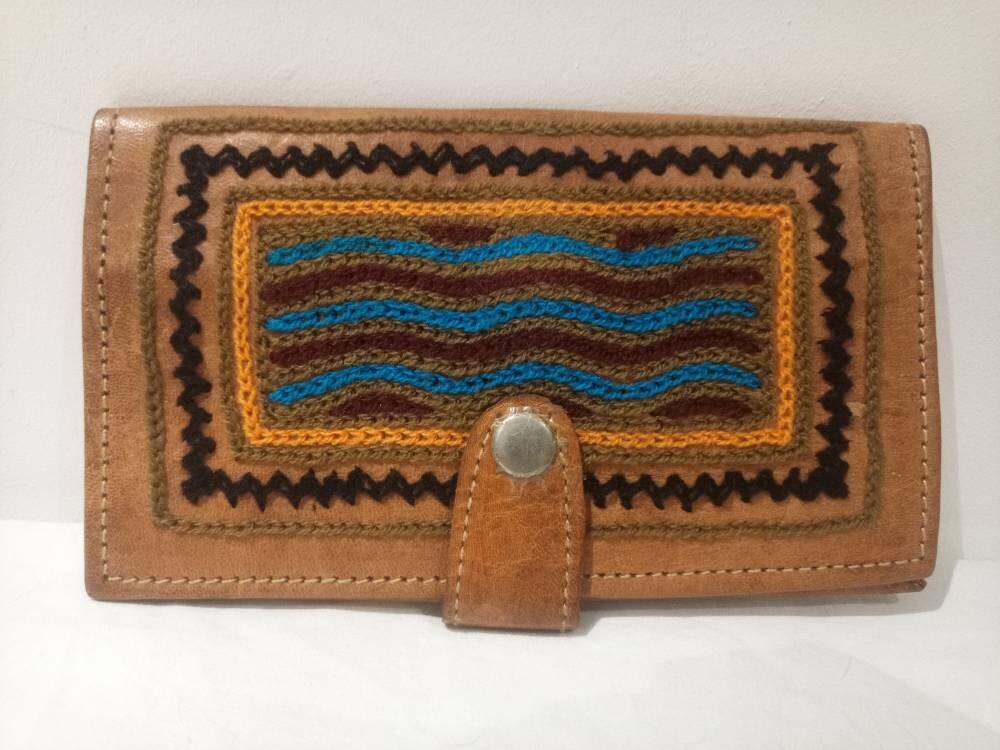 Handmade Embroidered Leather Bifold Wallet: Ethnic Coin Purse