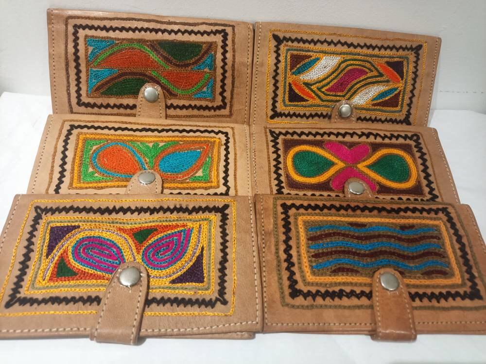 Handmade Embroidered Leather Bifold Wallet: Ethnic Coin Purse