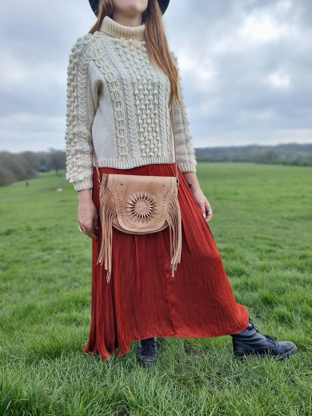 Hand Tooled Leather Bag & Wallet Set: Western Fringe Crossbody Purse