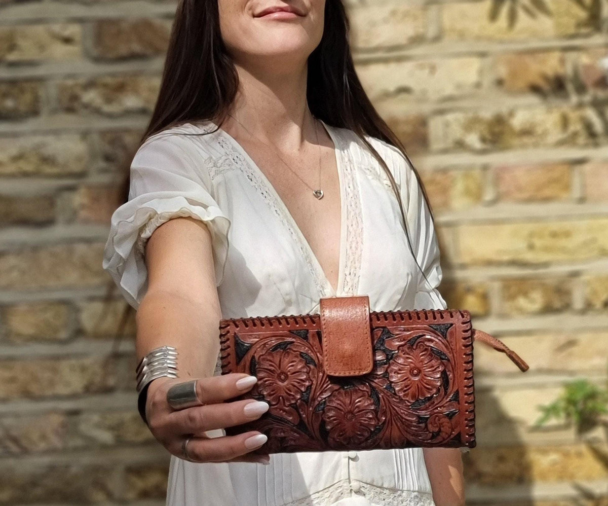Long carved bifold leather wallet for women - handcrafted coin purse with zipper
