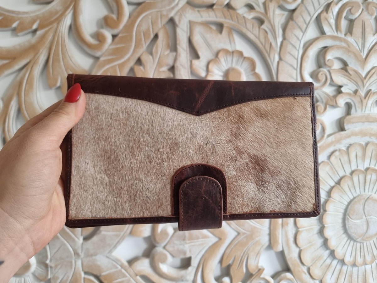 Cowhide Leather Portfolio Wallet / Western Travel Organiser Passport Holder Large Bifold Cowgirl Purse