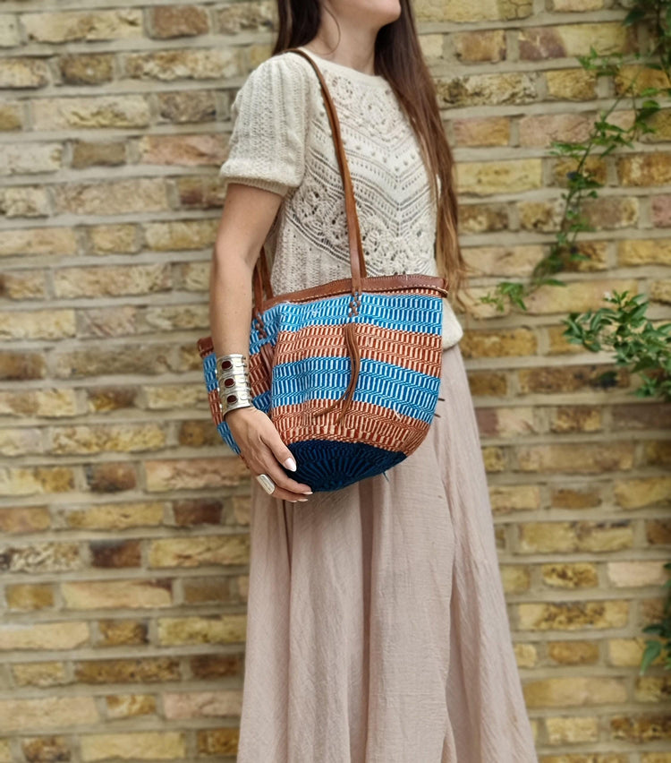 Vintage 70s Sisal Bucket Bag: Large Woven Straw & Leather Kiondo
