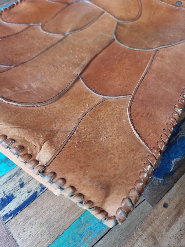 Hand-Painted Siamese Cat Leather Bag: 70s Vintage Tooled Hobo Purse