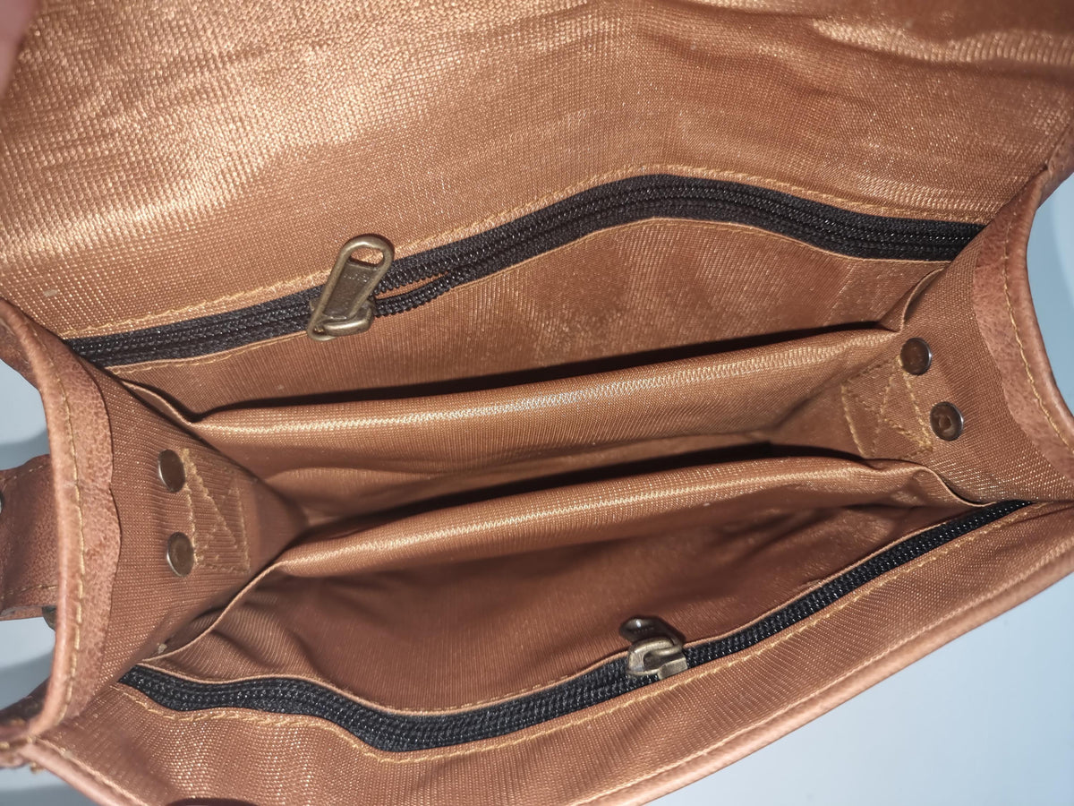 Small Leather Crossbody Bag: Vintage 70s Boho Satchel