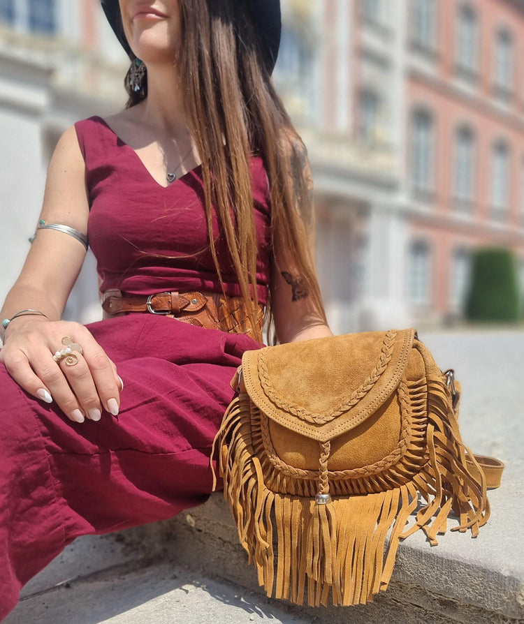 Boho Suede Leather Fringe Crossbody Bag, Western Cowgirl Purse, Hippie Festival Handbag, Bohemian Shoulder Bag Vintage Style
