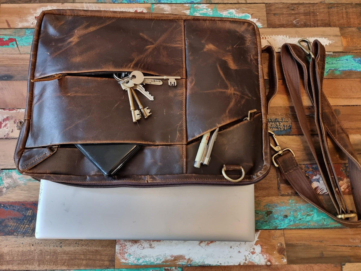 Full Grain Leather Laptop Messenger Bag: 15" Vintage Briefcase