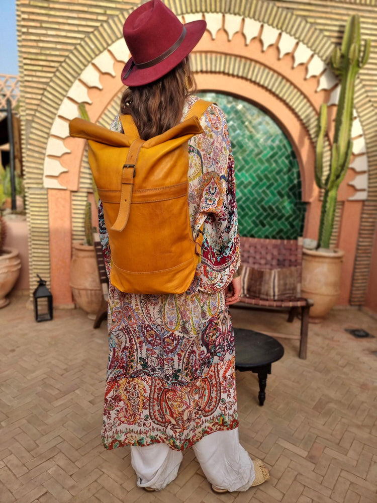 Roll Top Leather Backpack Purse, Genuine Leather Rucksack for Laptop, Everyday Use Travel Bag