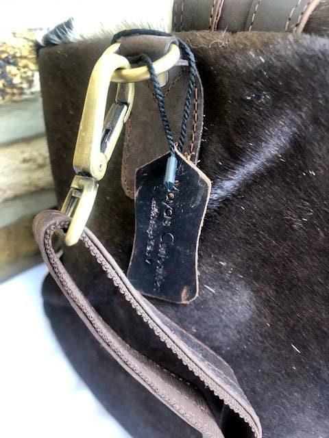 Cowhide Leather Weekender Bag: Medium Duffle, Adjustable Strap
