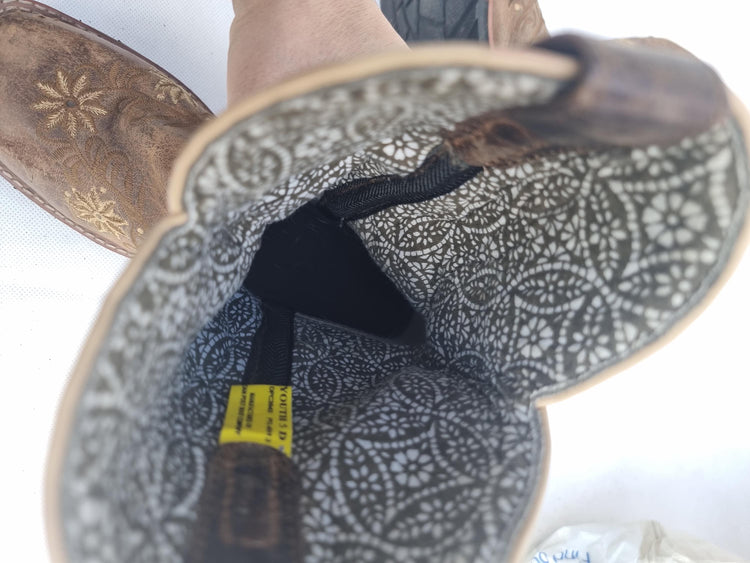 Embroidered Leather Cowboy Boots: Handmade Dan Post Western Boots US 5 / UK 3