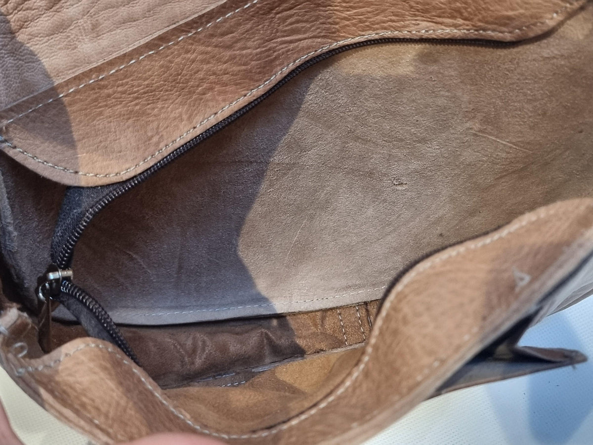 Hand Tooled Leather Bag & Wallet Set: Western Fringe Crossbody Purse