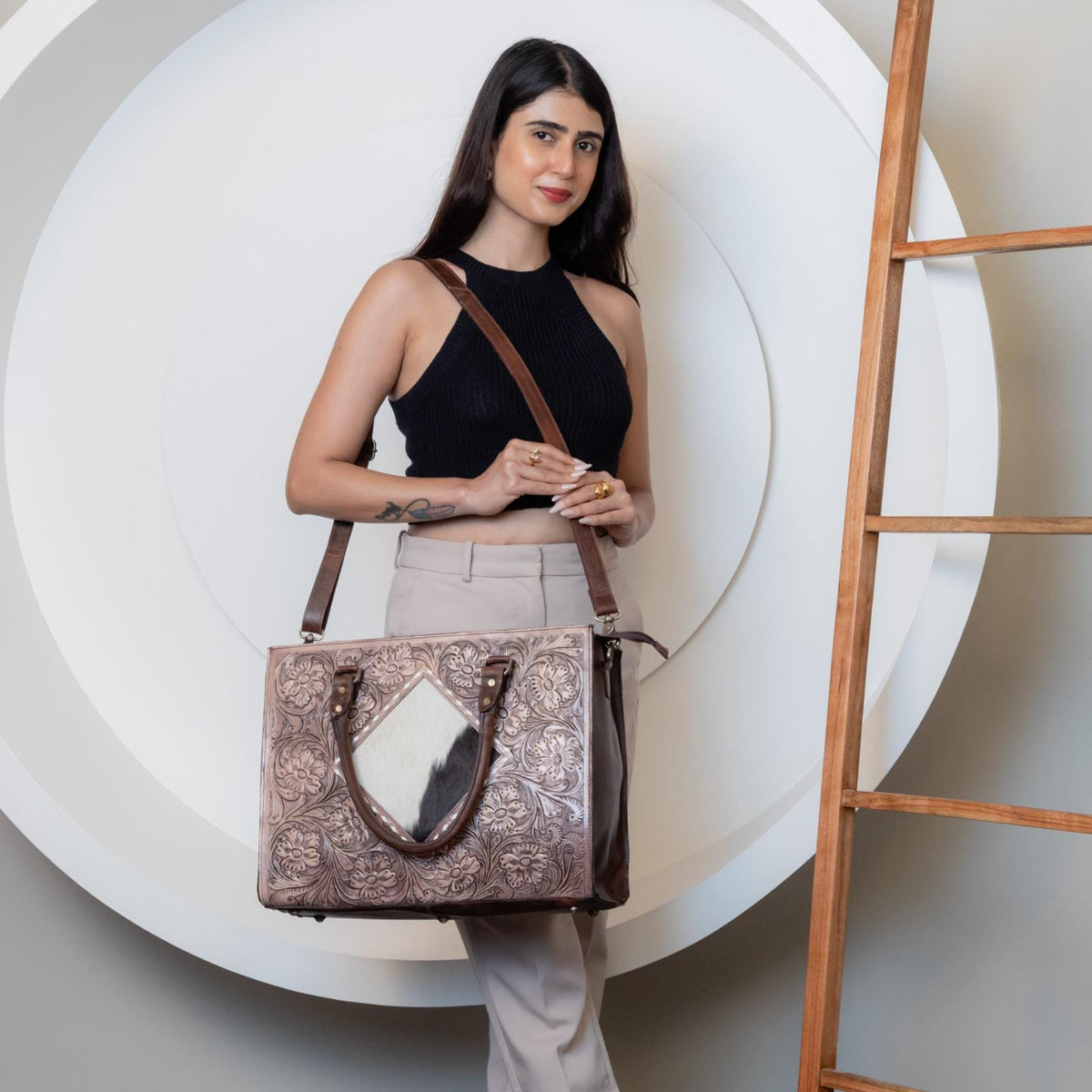 Hand-Tooled Cowhide Leather Tote Bag: Western Floral Crossbody