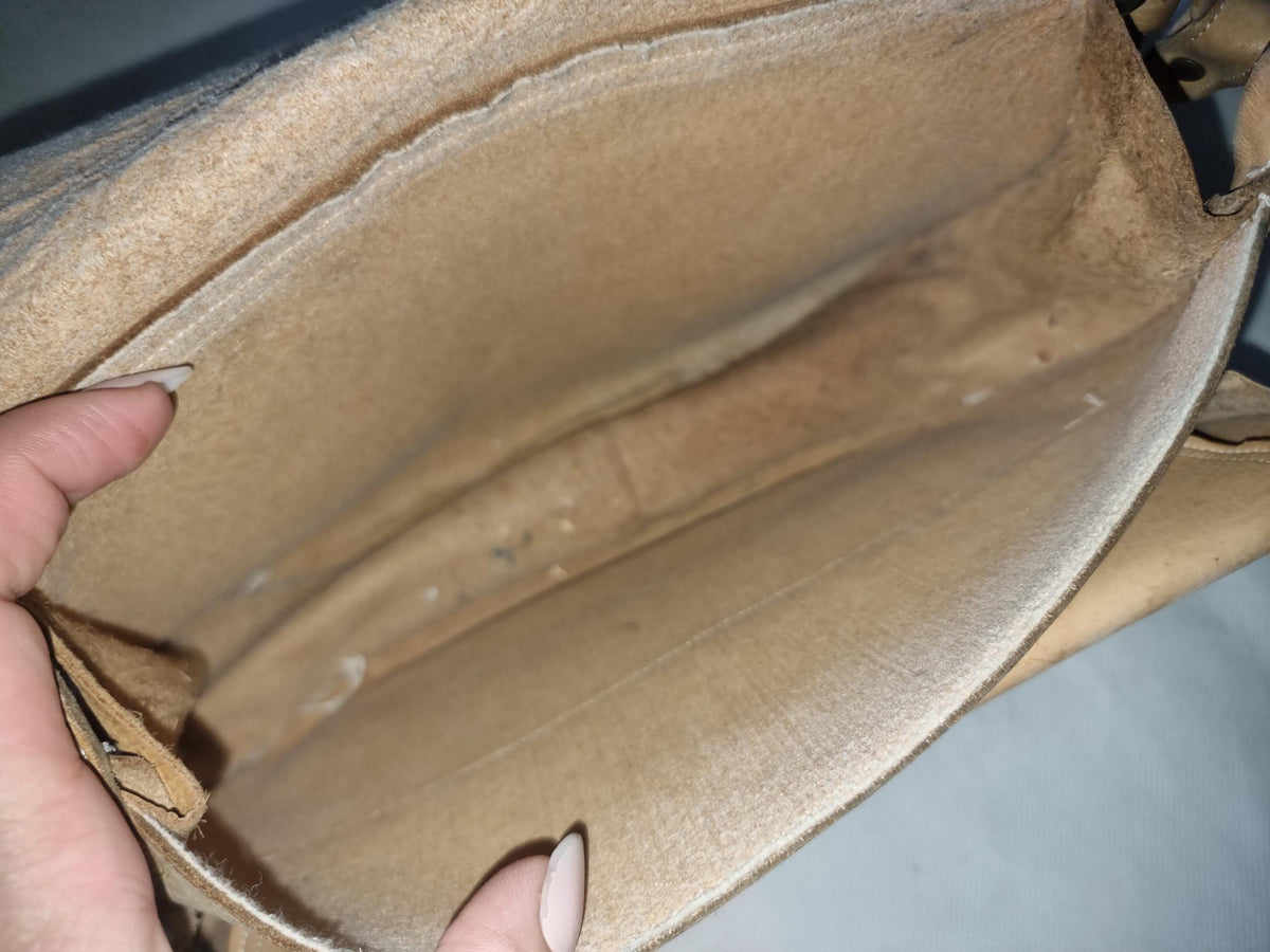 Hand-Painted Kingfisher Leather Crossbody Bag: Vintage Bird Purse