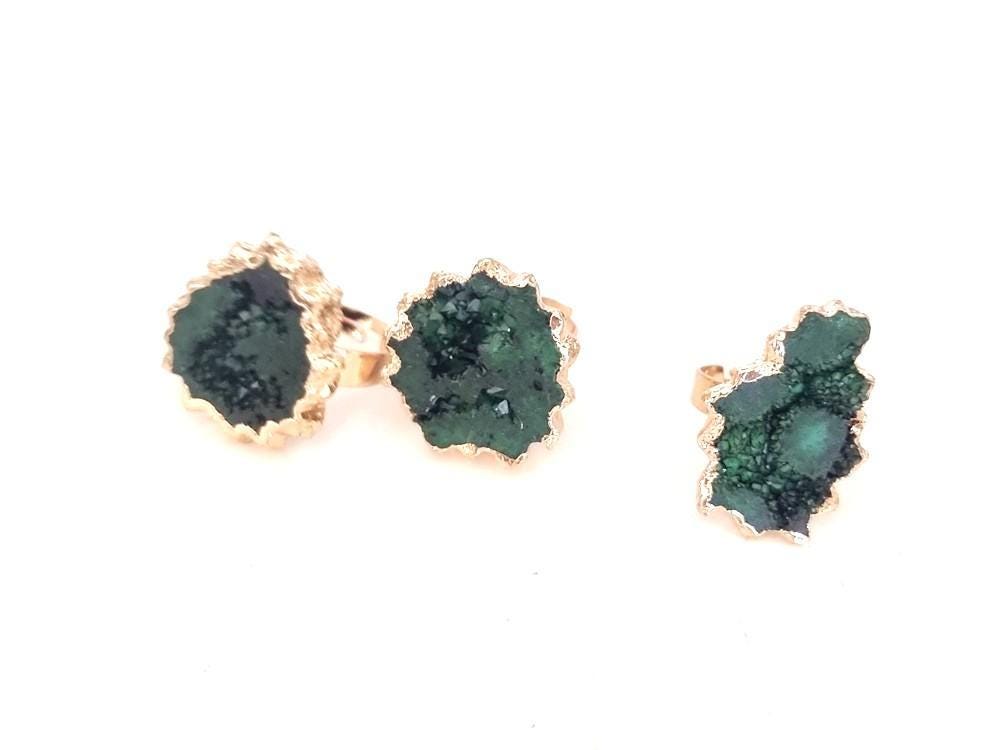Raw Green Crystal Ring: Adjustable Gold-Plated Boho Statement Ring