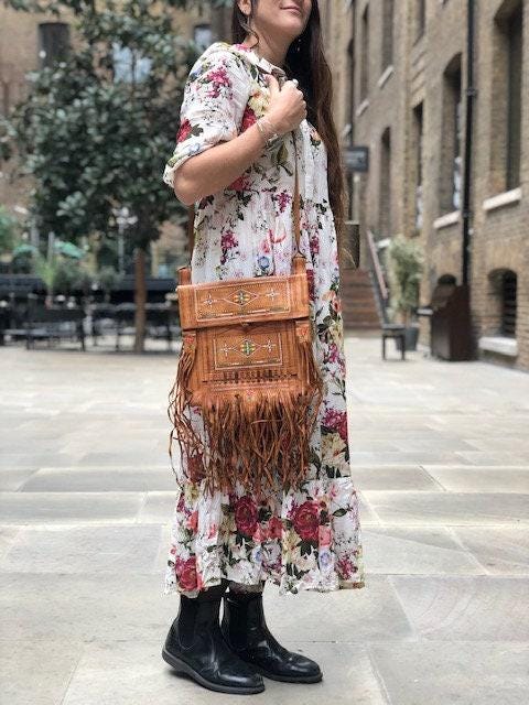 Vintage Look Leather Fringe Bag: Boho Tassel Shoulder Bag