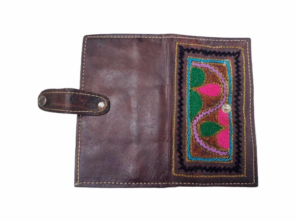Embroidered Leather Hippie Wallet: Vintage Bifold Purse