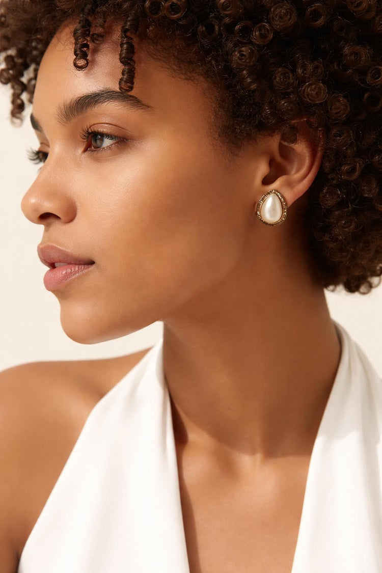 Gold Pearl Teardrop Stud Earrings, Vintage Bridal Jewellery, Elegant Wedding Accessories, 80s 90s Accessories
