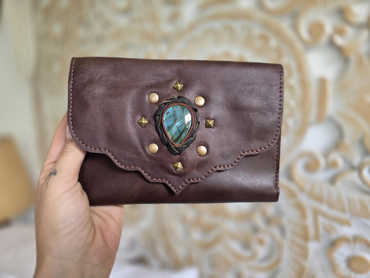 Large Leather Wallet Women with Labradorite Stone, Boho Leather Clutch, Unique Womens Wallet, Handmade Leather Purse, Healing Crystals