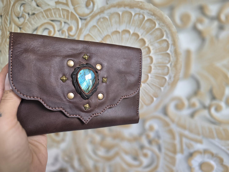 Large Leather Wallet Women with Labradorite Stone, Boho Leather Clutch, Unique Womens Wallet, Handmade Leather Purse, Healing Crystals