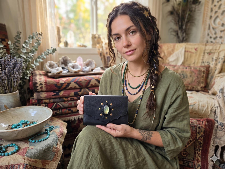 Large Trifold Leather Wallet Women with Labradorite Stone, Full Grain Leather Purse, Boho Coin Wallet, Unique Gift for Her