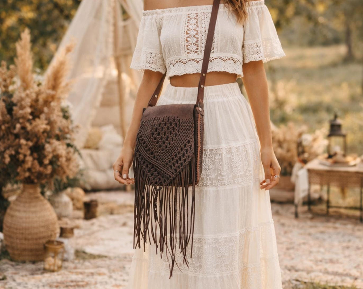 Vintage Dark Brown Braided Leather Fringe Bag / Boho Western Crossbody Purse Hippie Tassel Shoulder Bag
