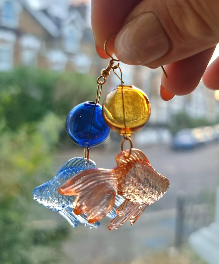 Mismatched Goldfish Earrings – Orange & Blue Glass Fish Dangles, Kawaii Statement Jewellery, Cute Japanese Inspired Gift