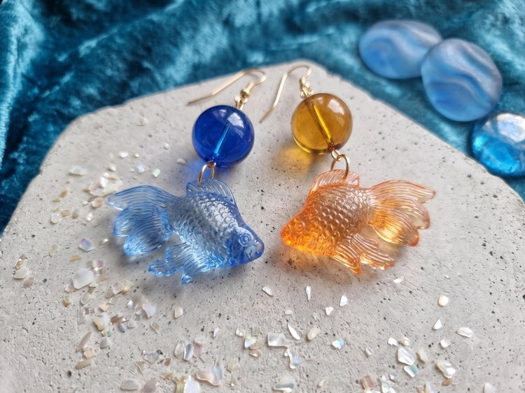 Mismatched Goldfish Earrings – Orange & Blue Glass Fish Dangles, Kawaii Statement Jewellery, Cute Japanese Inspired Gift
