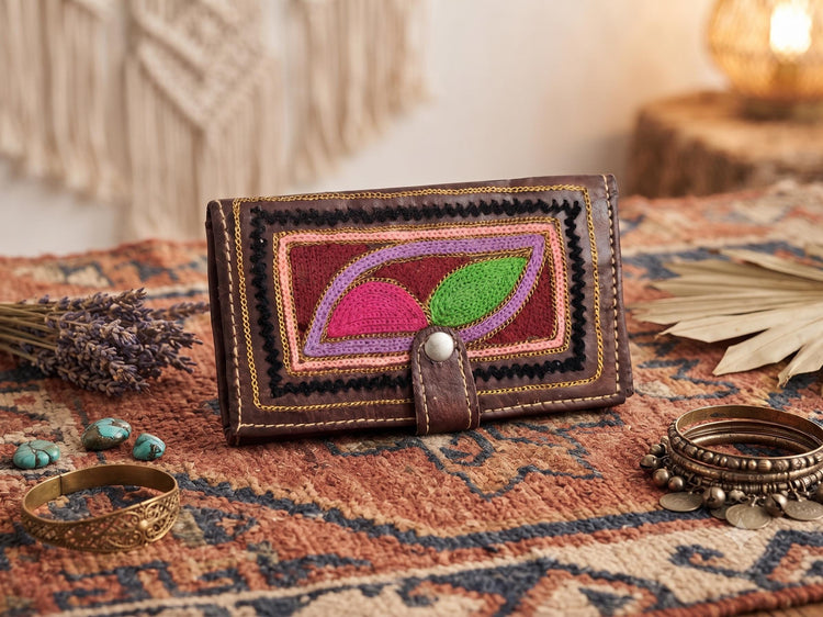 Vintage Embroidered Leather Wallet – Handmade Hippie Bifold Purse & Boho Coin Wallet
