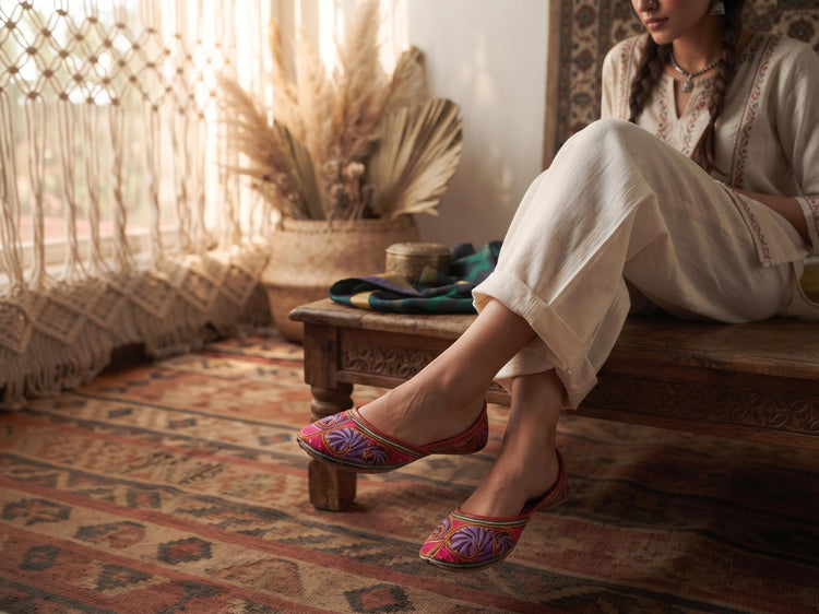 Embroidered Leather Ballet Flats, Womens Tribal Shoes, Handmade Indian Leather Shoes, Boho Hippie Flats, Floral Ethnic Shoes, EU 38