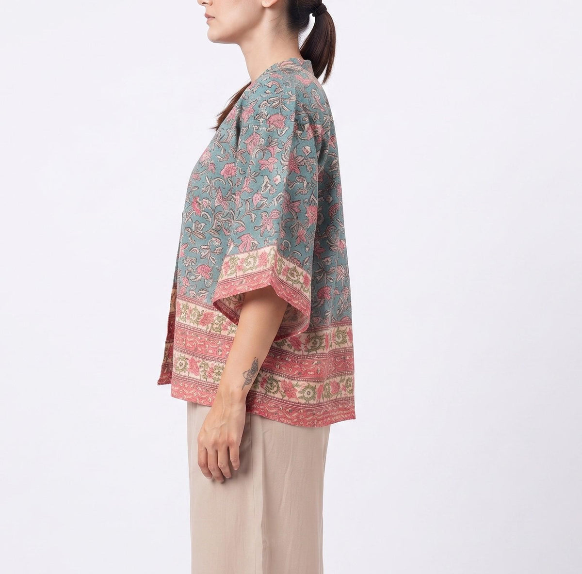 Boho Silk Kimono Jacket, Patchwork Floral Kimono, Handmade Indian Silk Jacket, Festival Cover Up, Hippie Beachwear, Summer Cardigan