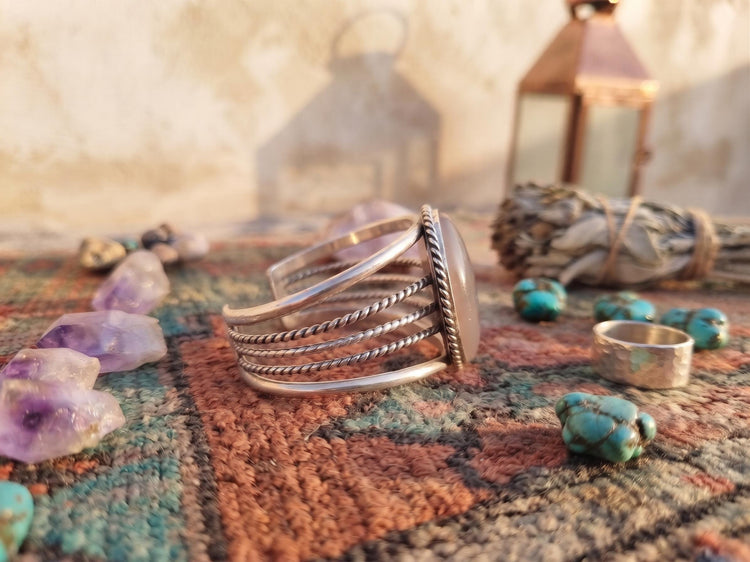 Blue Lace Agate Cuff Bracelet – Silver Plated Purple Gemstone Statement Jewellery