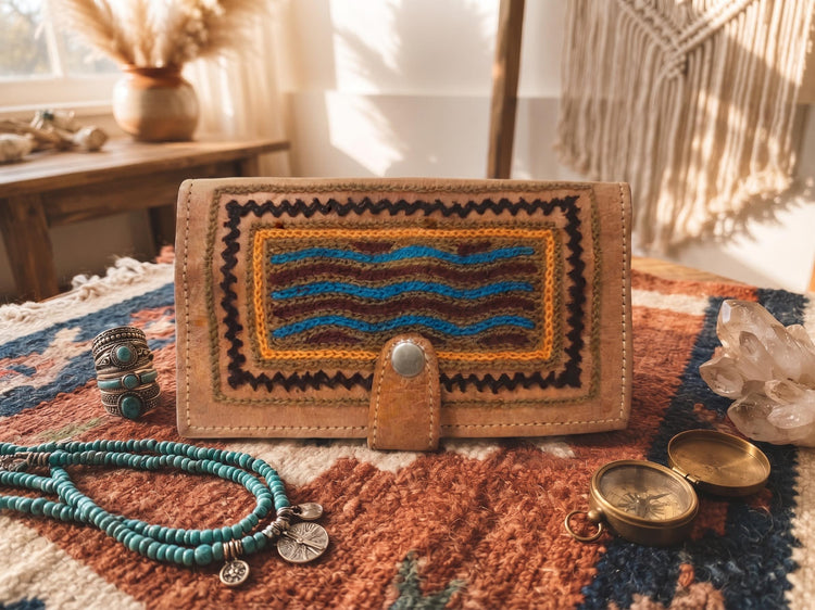 Handmade Embroidered Leather Bifold Wallet: Ethnic Coin Purse