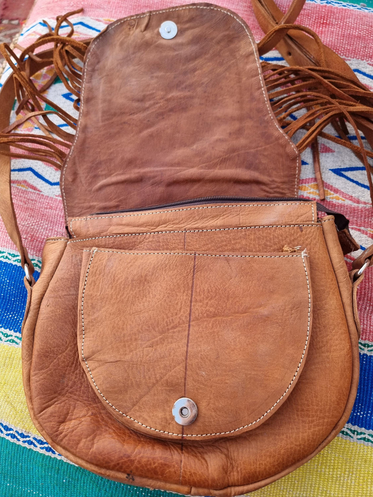 Hand Tooled Leather Bag & Wallet Set: Western Fringe Crossbody Purse
