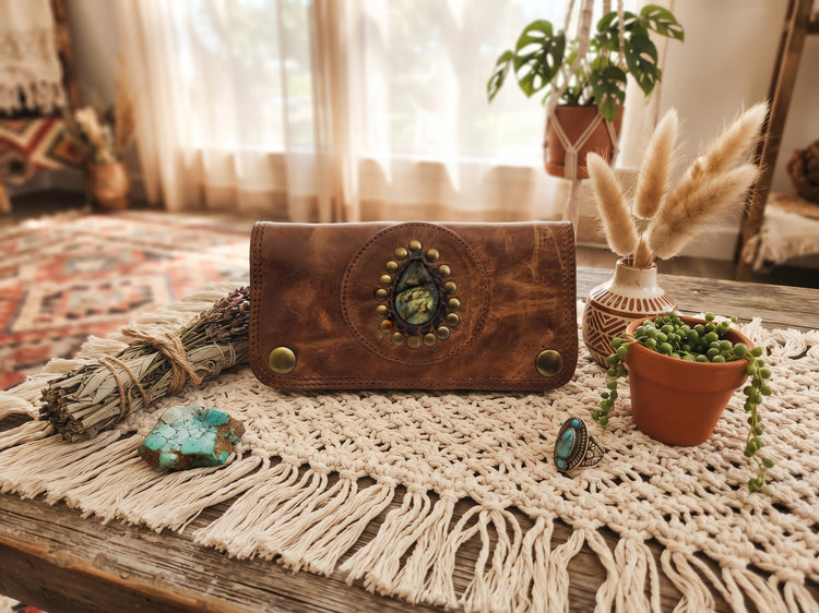 Mini Leather Wallet,  Tobacco Case, Weed Smoking Kit, Travel Organiser Pouch, Small Labradorite Stone Purse, Cigarette Holder