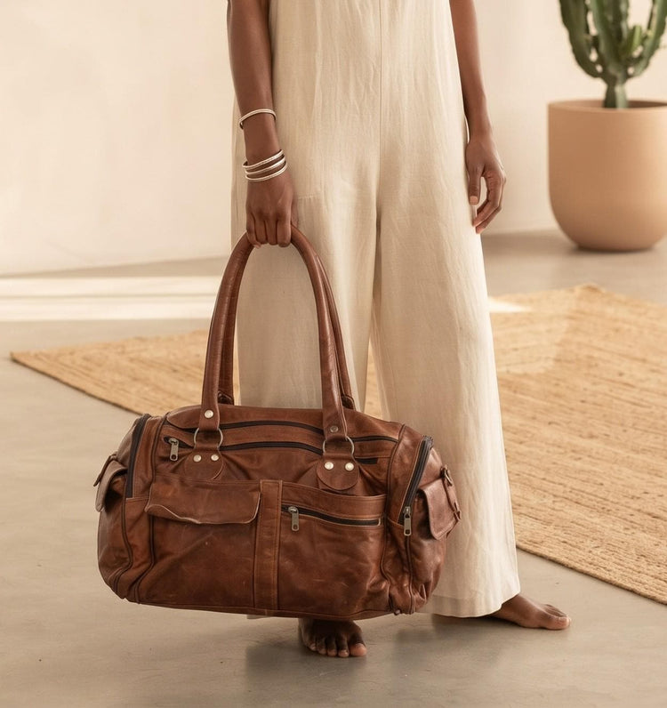 Vintage Tan Leather Travel Bag, Boho Weekender Duffel, Large Leather Holdall, Retro Overnight Bag, Weekend Travel Bag, Leather Duffle
