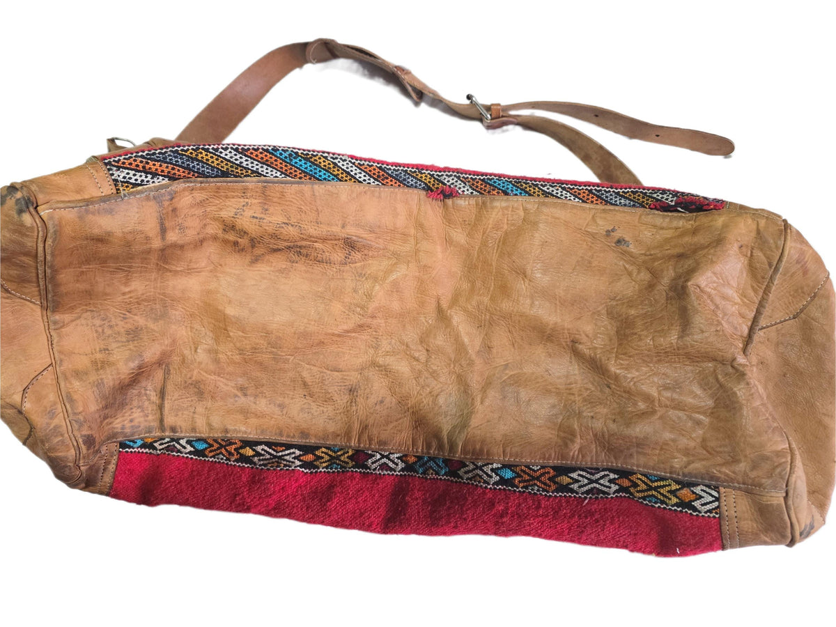 Vintage Moroccan Kilim Carpet Travel Bag, Large Leather Duffle, Boho Weekender Holdall, Hippie Festival Bag, Vintage Leather Bag