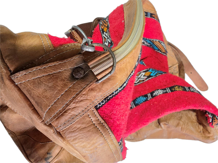 Vintage Moroccan Kilim Carpet Travel Bag, Large Leather Duffle, Boho Weekender Holdall, Hippie Festival Bag, Vintage Leather Bag