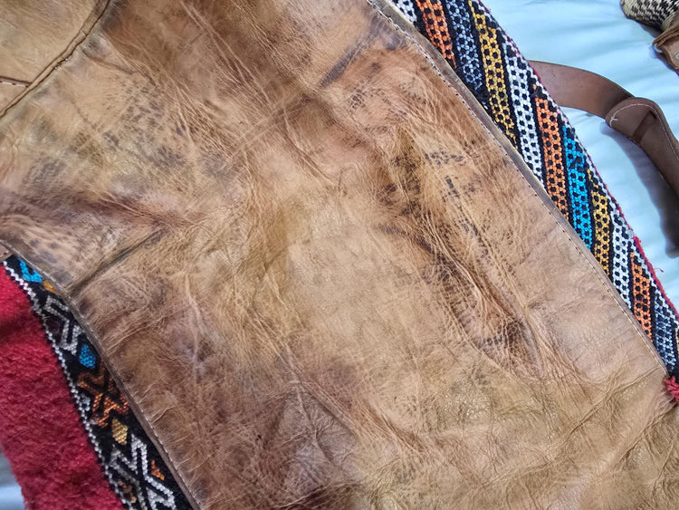 Vintage Moroccan Kilim Carpet Travel Bag, Large Leather Duffle, Boho Weekender Holdall, Hippie Festival Bag, Vintage Leather Bag