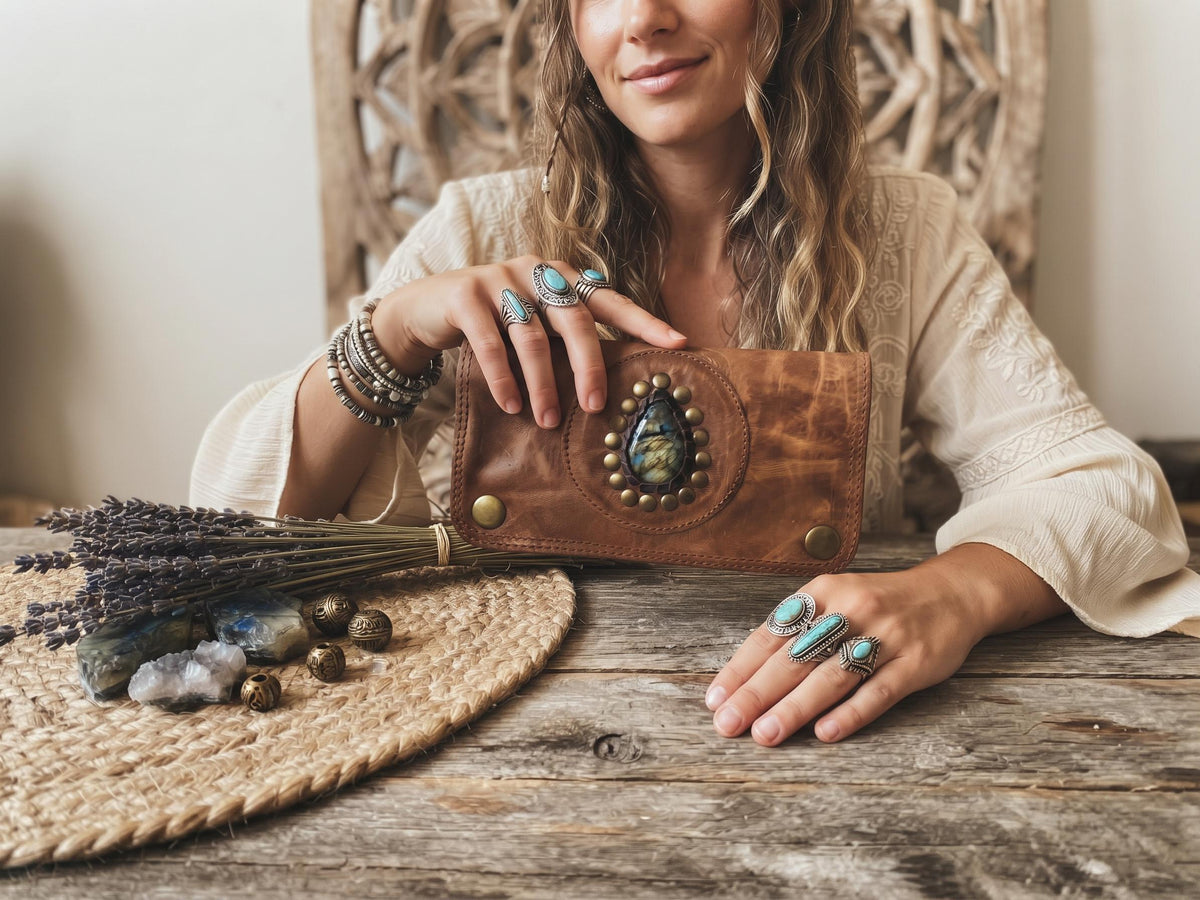 Mini Leather Wallet,  Tobacco Case, Weed Smoking Kit, Travel Organiser Pouch, Small Labradorite Stone Purse, Cigarette Holder